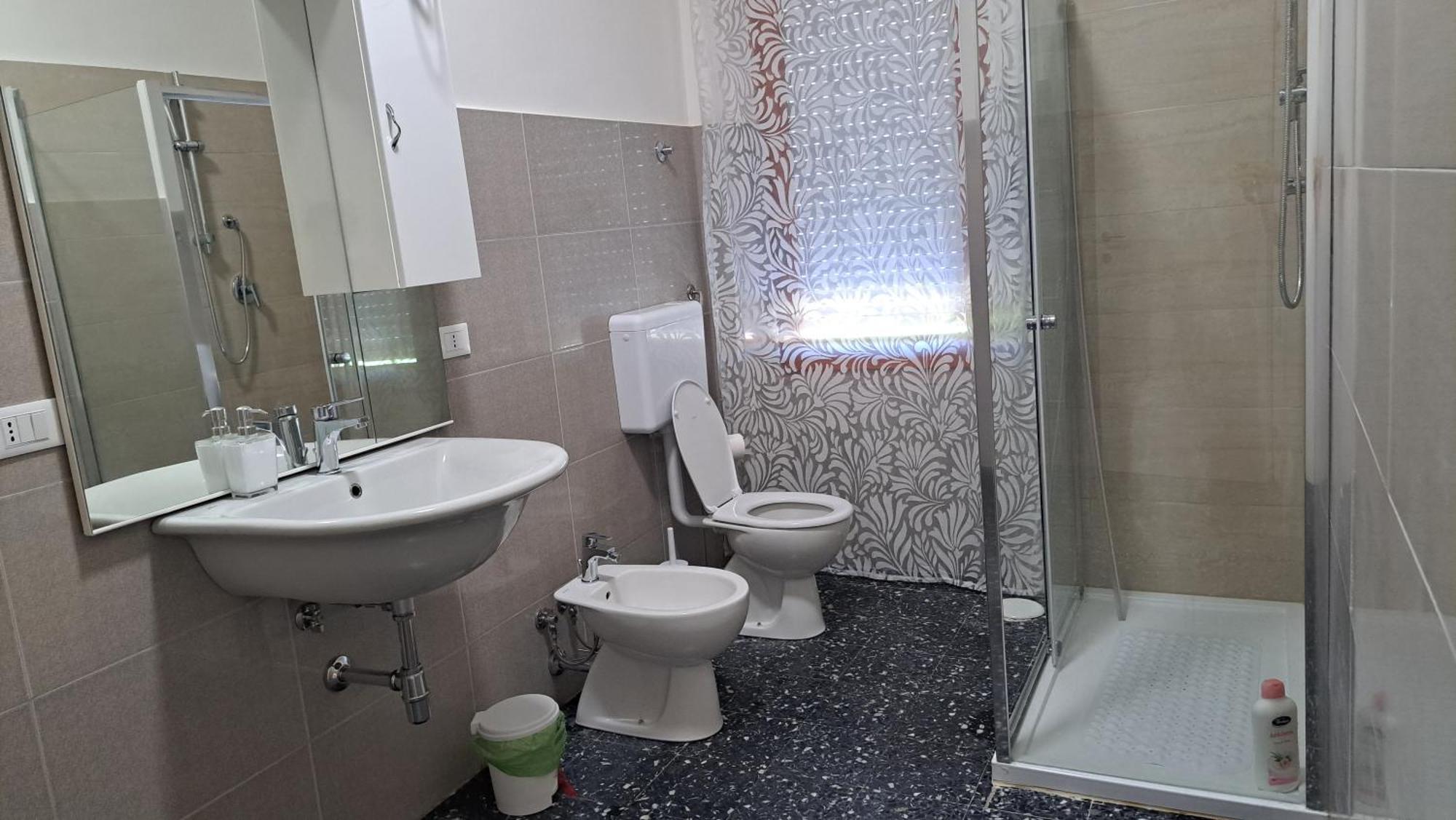 Le Tre Rose Bed & Breakfast Tollo