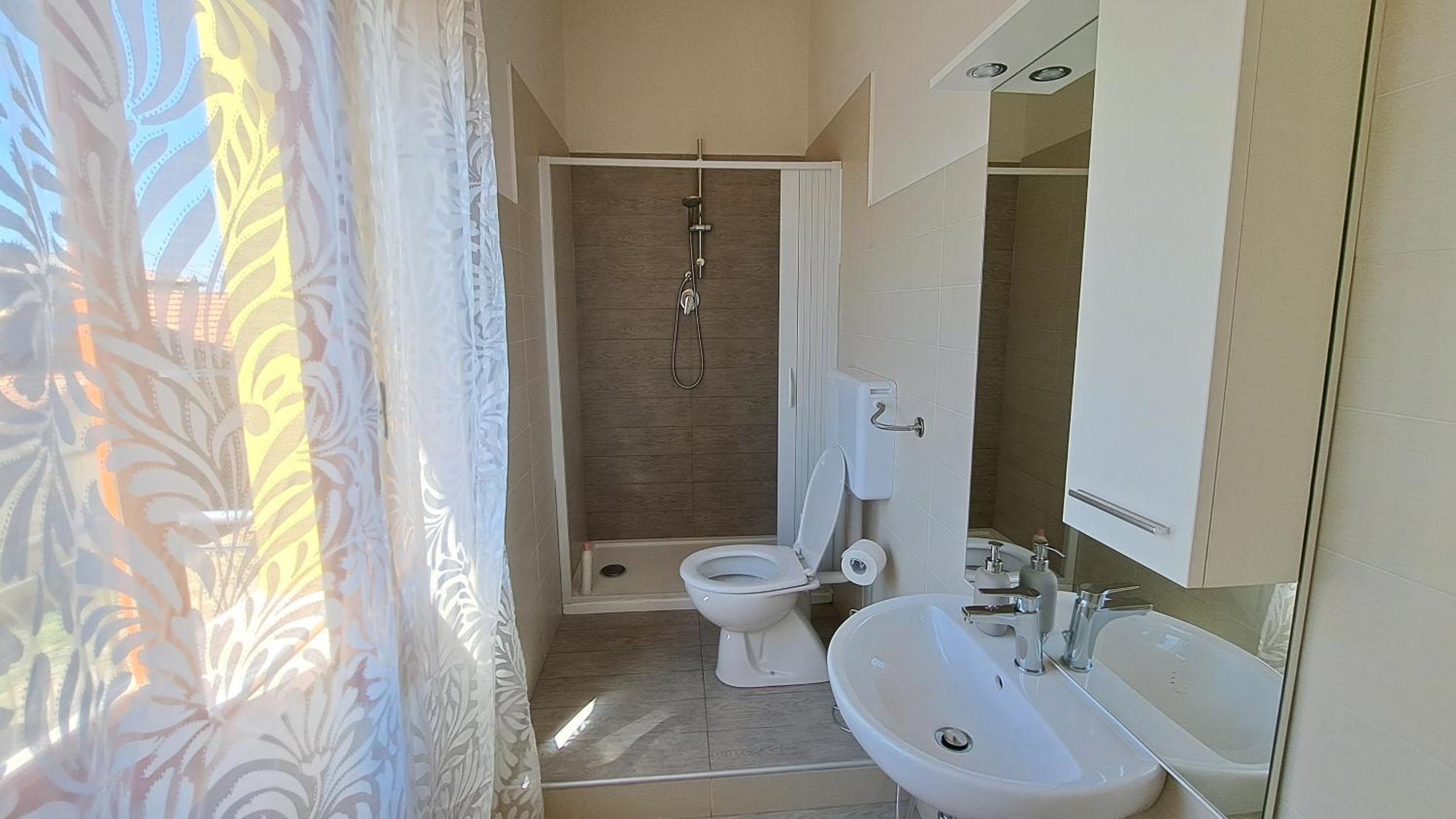 Le Tre Rose Bed & Breakfast Tollo